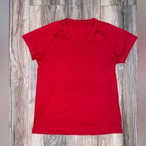Red Lululemon shirt, size 8, perfect condition